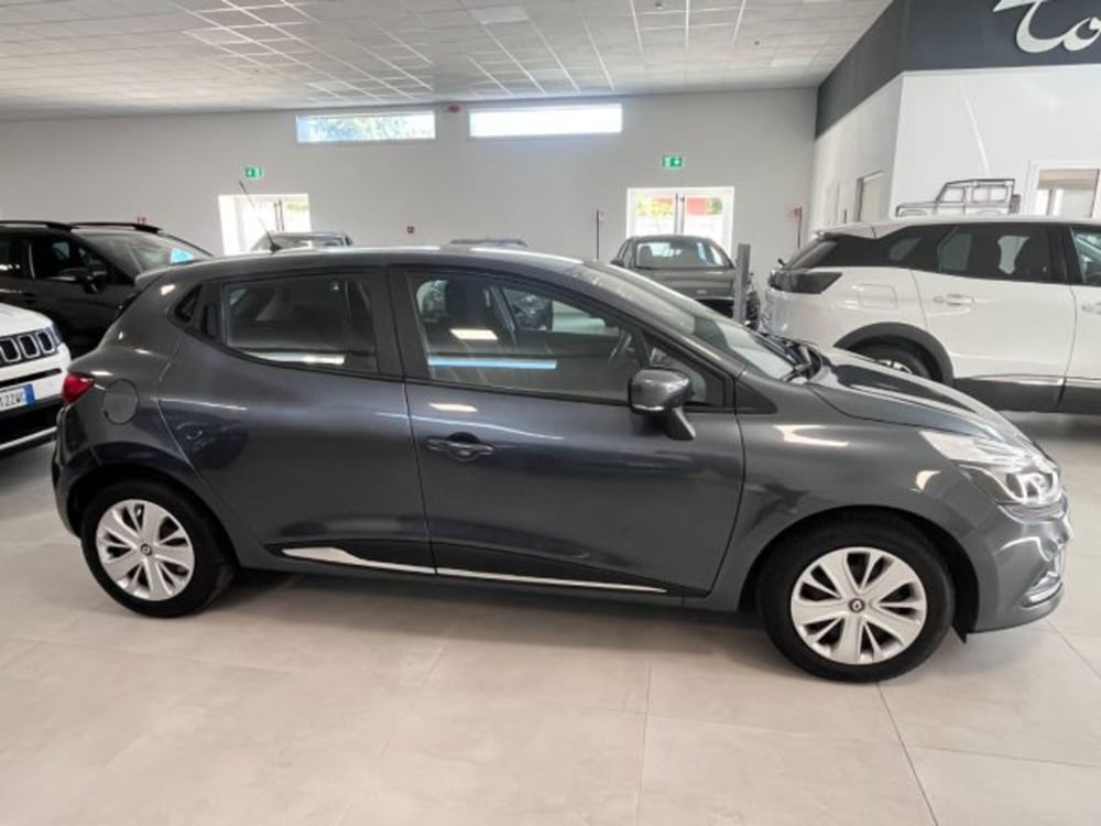 Renault Clio usata a Oristano (7)