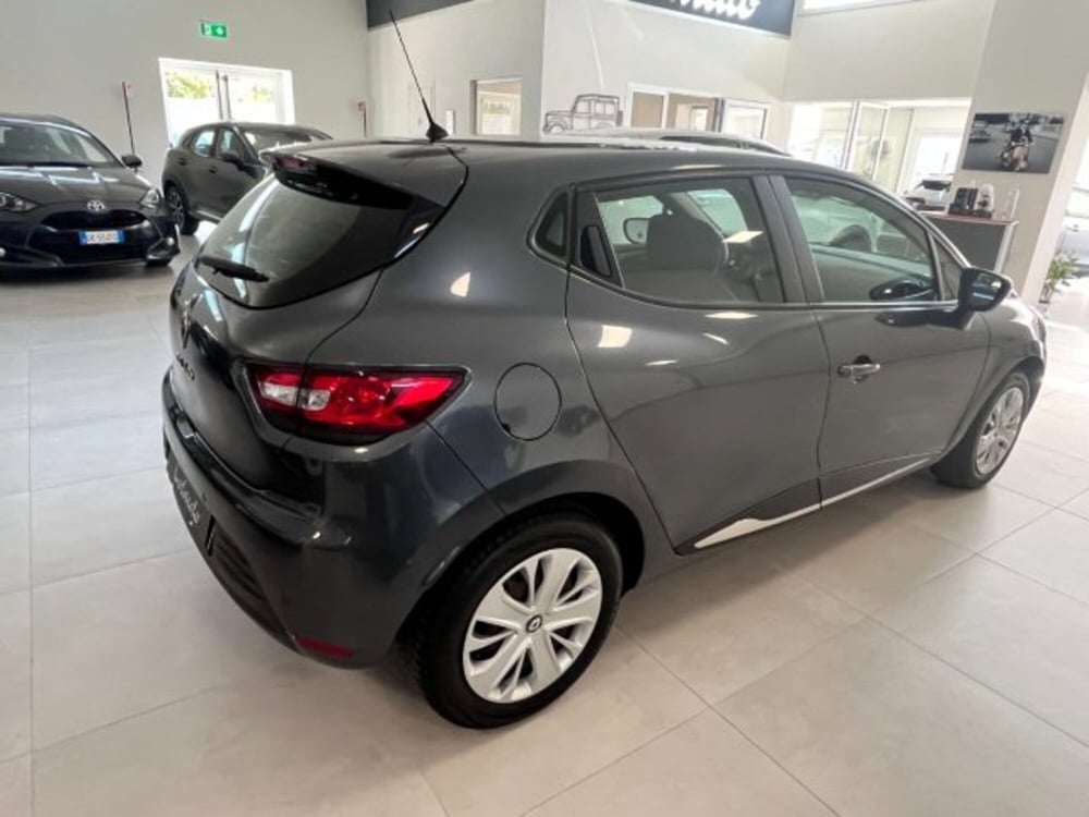 Renault Clio usata a Oristano (8)
