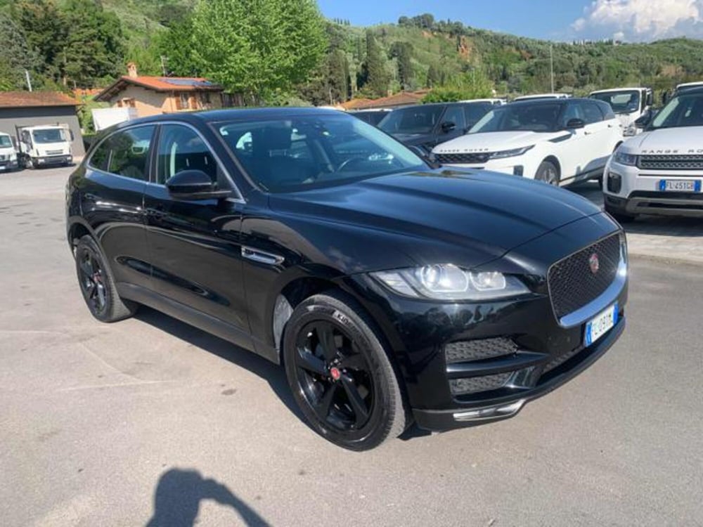 Jaguar F-Pace usata a Lucca (3)