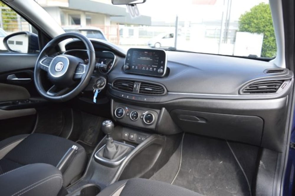 Fiat Tipo usata a Latina (9)