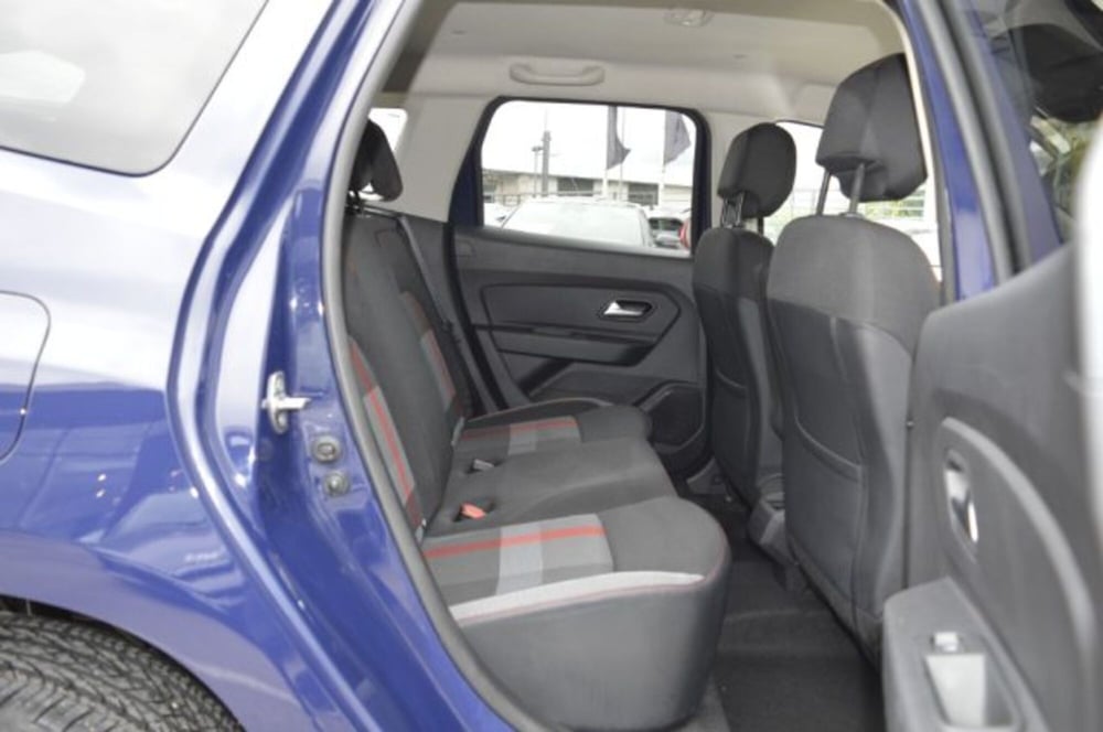 Dacia Duster usata a Latina (10)