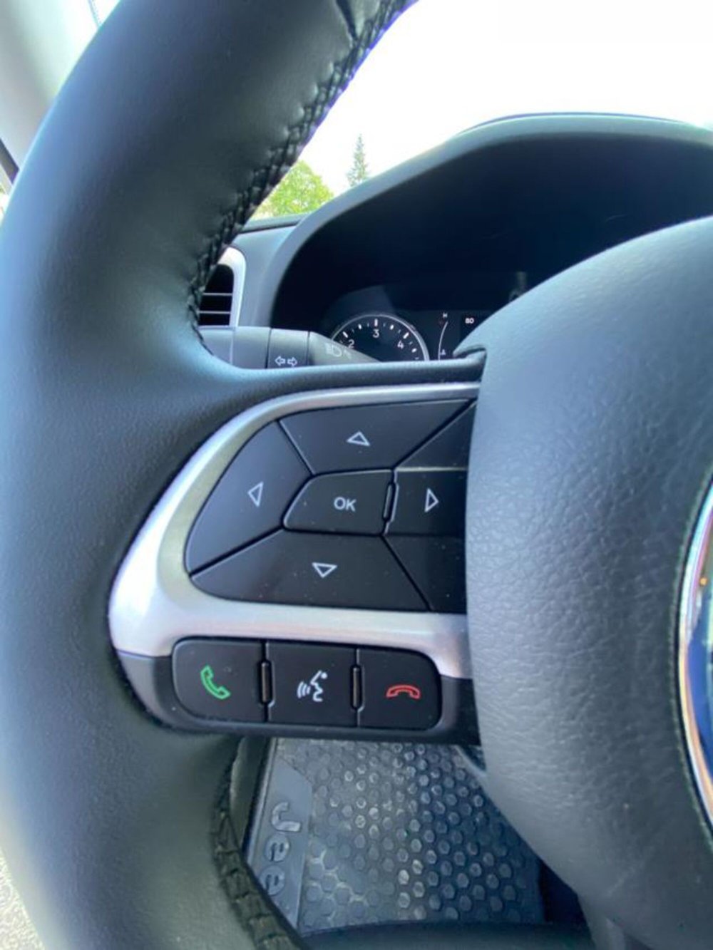 Jeep Renegade usata a Firenze (12)