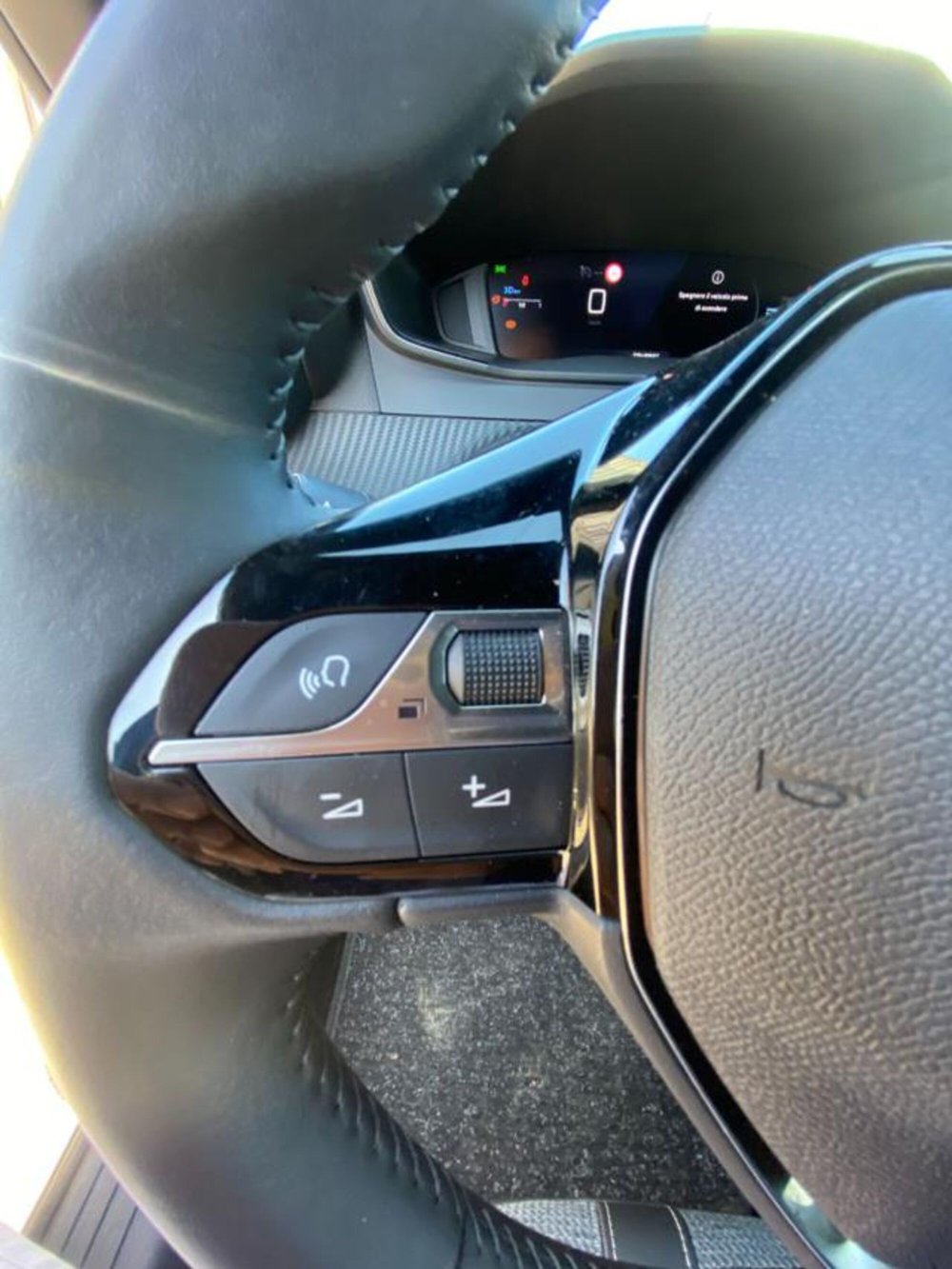 Peugeot 2008 usata a Firenze (12)