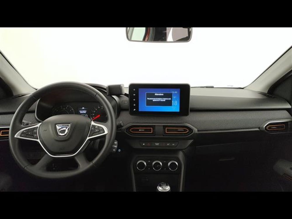 Dacia Sandero usata a Milano (11)