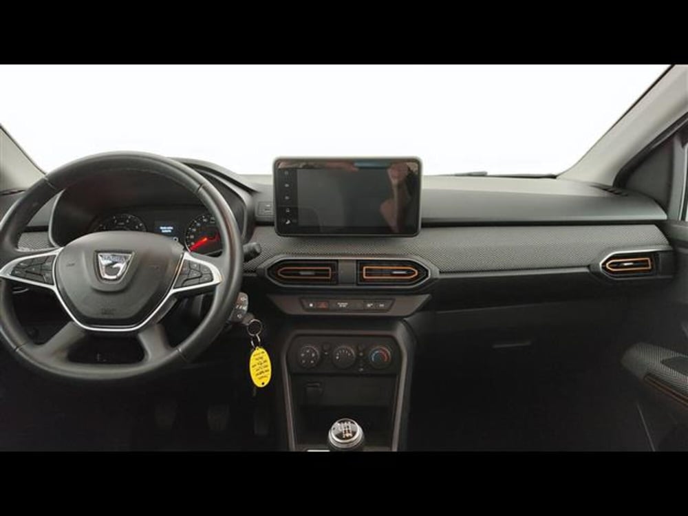 Dacia Sandero usata a Milano (10)
