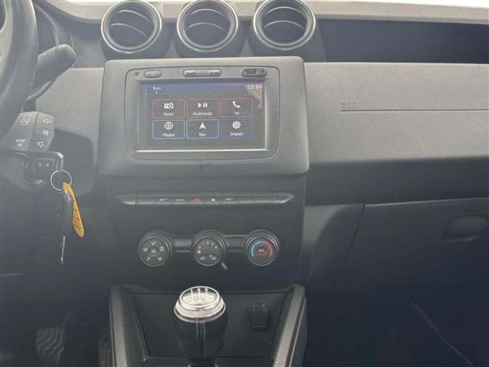 Dacia Duster usata a Livorno (13)