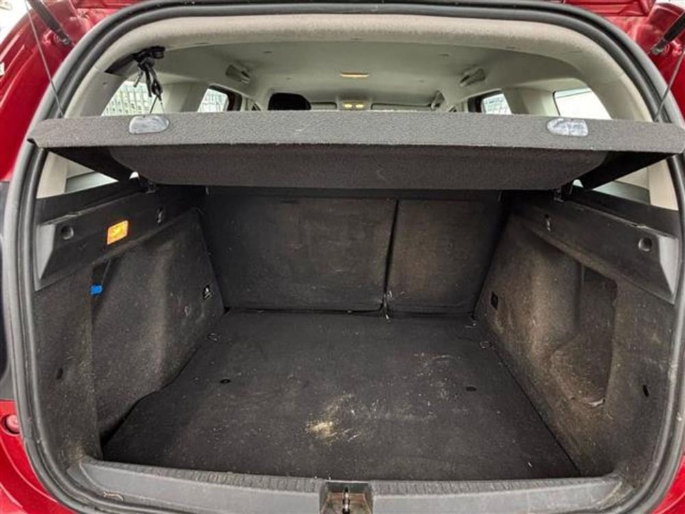 Dacia Duster usata a Livorno (15)