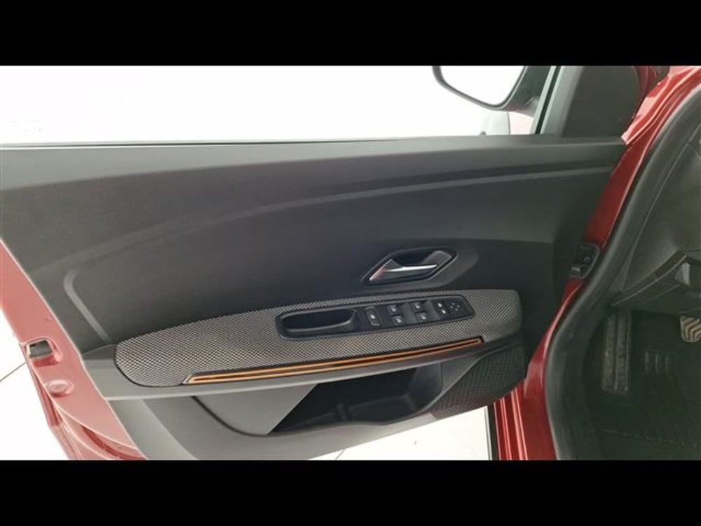 Dacia Sandero usata a Milano (12)