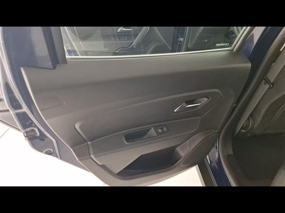 Dacia Duster usata a Milano (10)