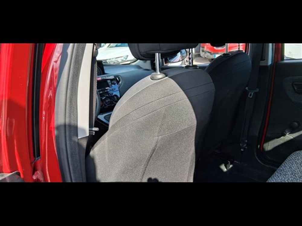 Lancia Ypsilon usata a Firenze (10)