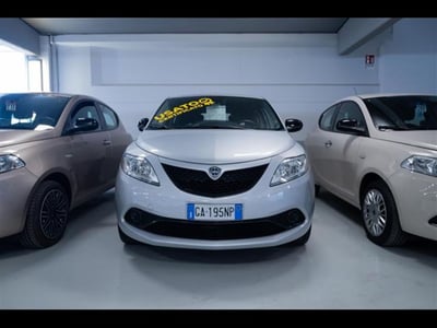 Lancia Ypsilon 1.2 69 CV 5 porte Gold del 2020 usata a Torino