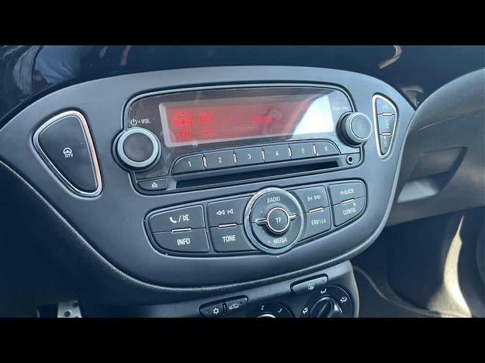 Opel Corsa usata a Lecce (13)