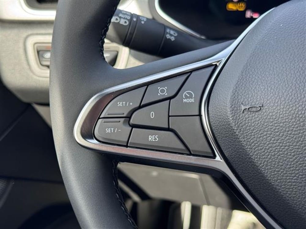 Renault Captur nuova a Pavia (10)