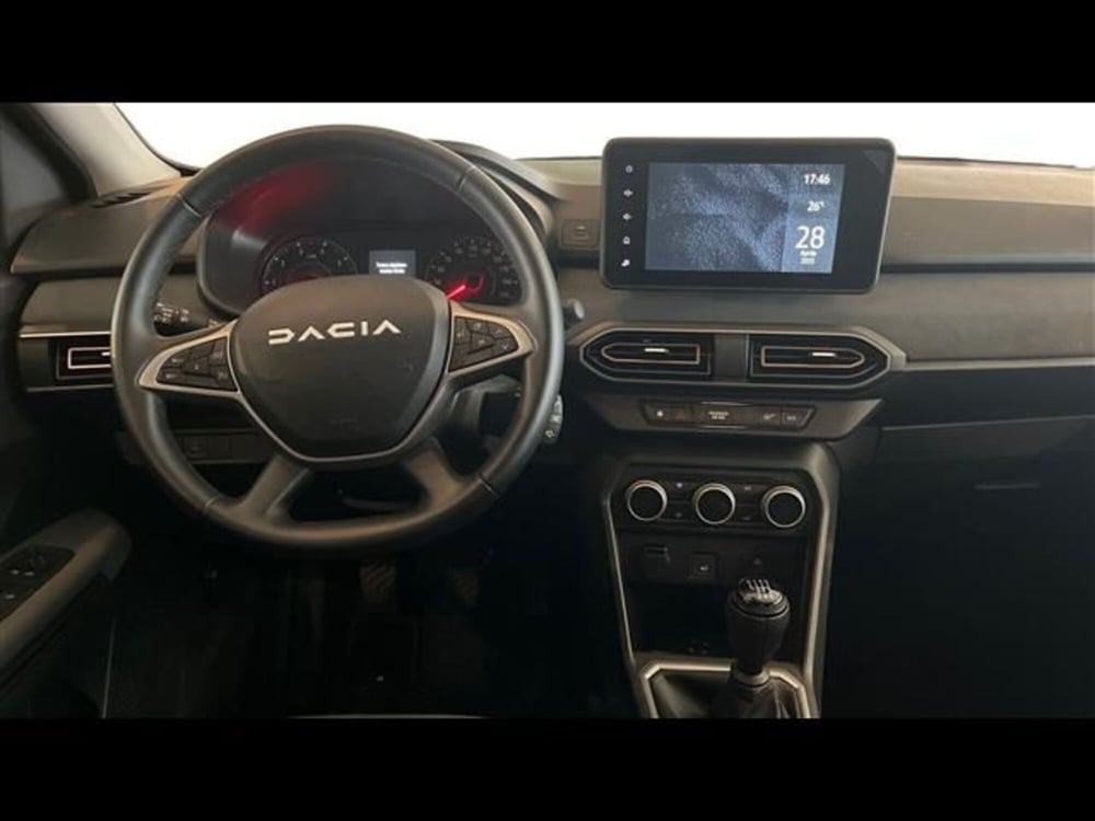 Dacia Jogger nuova a Firenze (7)