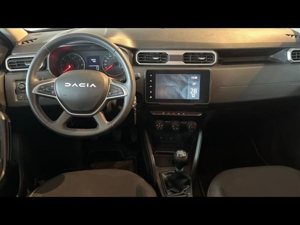 Dacia Duster usata a Firenze (7)