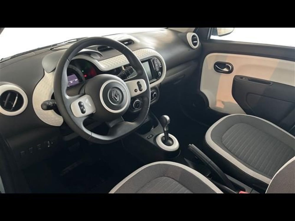 Renault Twingo nuova a Firenze (11)