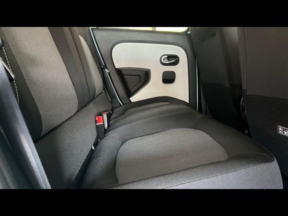 Renault Twingo nuova a Firenze (12)