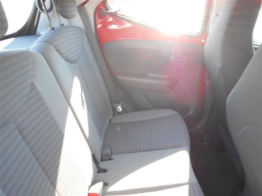 Toyota Aygo X usata a Firenze (12)