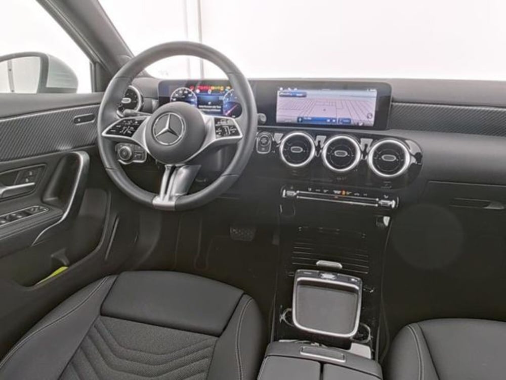 Mercedes-Benz Classe A usata a Milano (6)