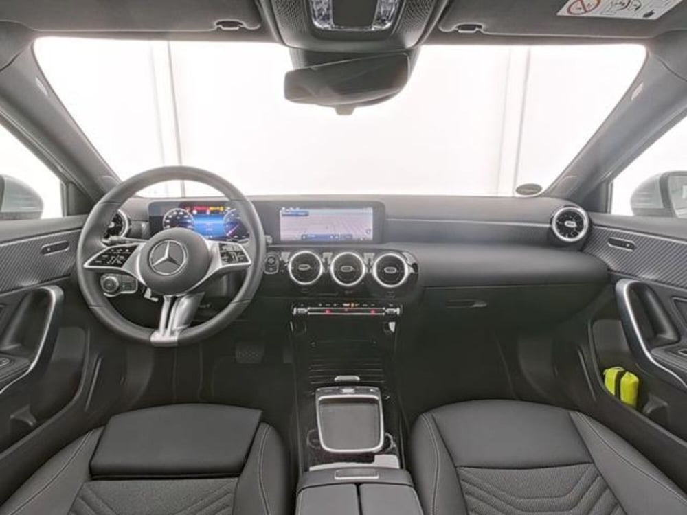 Mercedes-Benz Classe A usata a Milano (8)