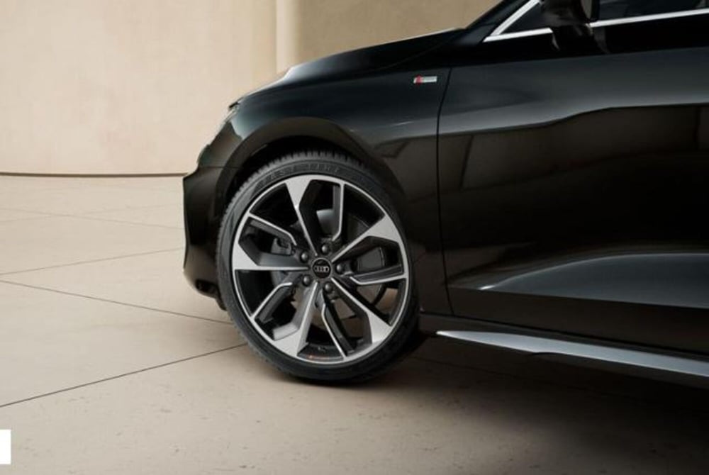 Audi A3 Sportback nuova a Milano (7)
