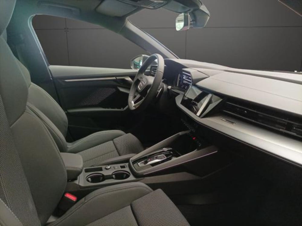 Audi A3 Sportback nuova a Milano (12)