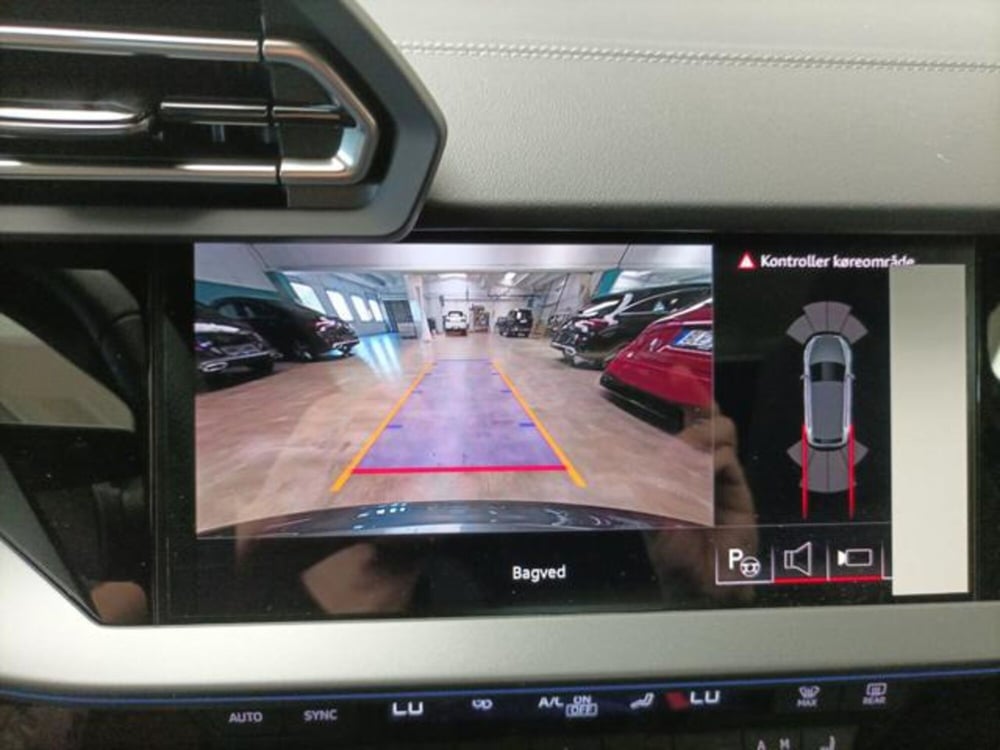 Audi A3 Sportback nuova a Milano (18)