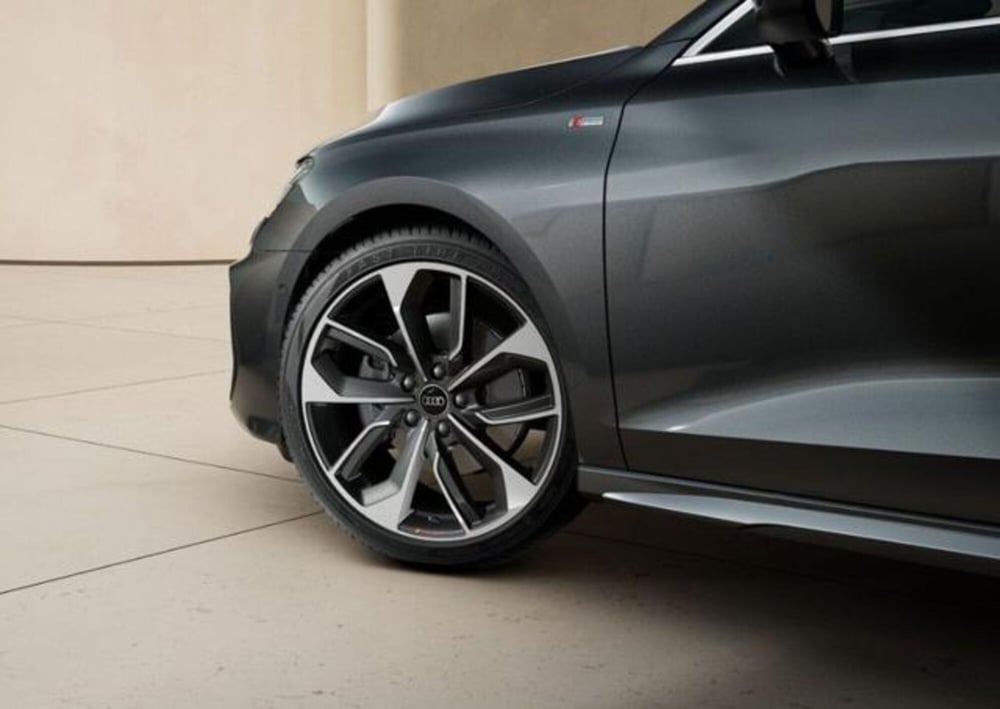 Audi A3 Sportback nuova a Milano (7)