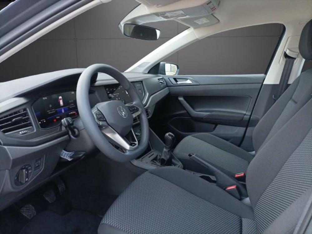 Volkswagen Polo nuova a Milano (13)