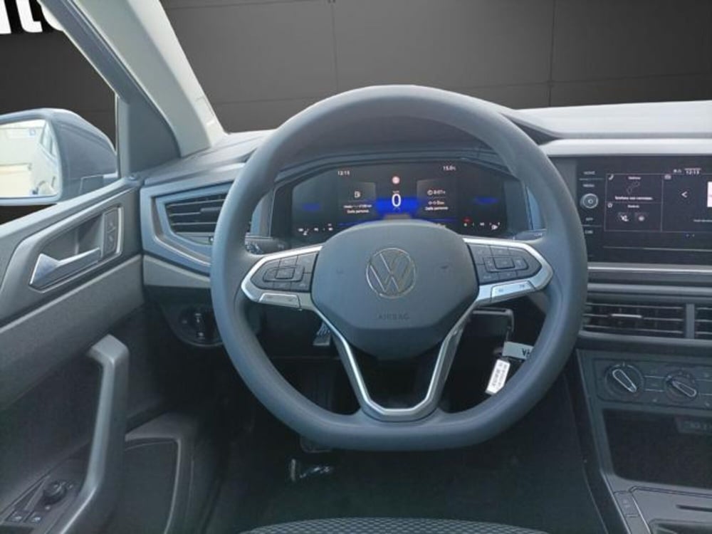Volkswagen Polo nuova a Milano (14)