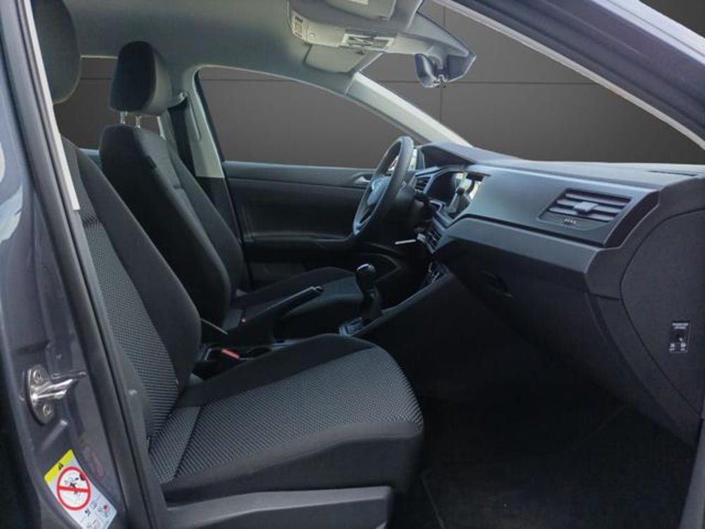 Volkswagen Polo nuova a Milano (16)