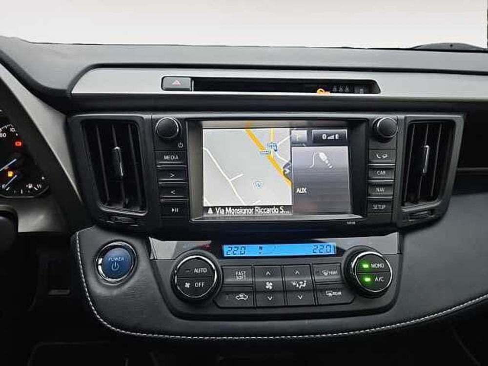 Toyota Rav4 usata a Lecco (10)