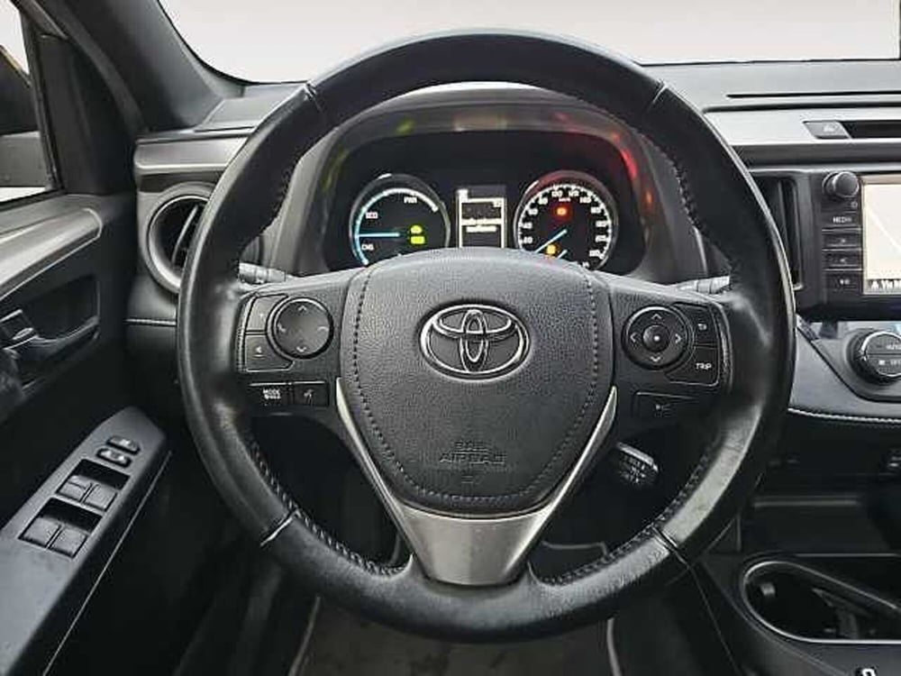Toyota Rav4 usata a Lecco (11)