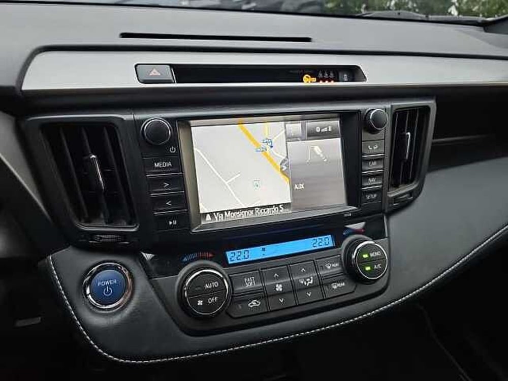 Toyota Rav4 usata a Lecco (19)
