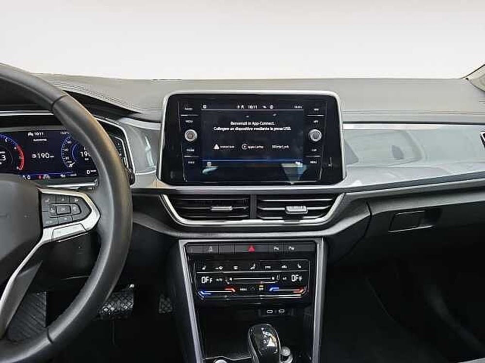 Volkswagen T-Roc usata a Lecco (10)