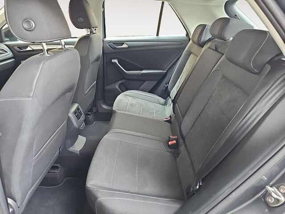 Volkswagen T-Roc usata a Lecco (13)