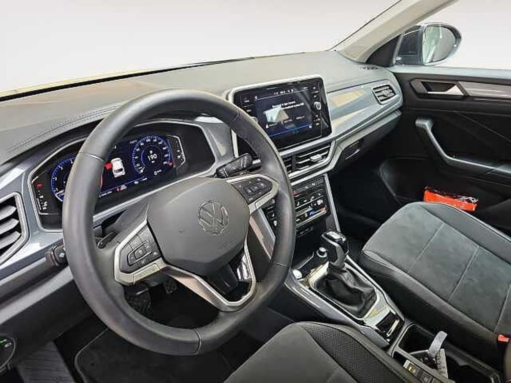 Volkswagen T-Roc usata a Lecco (14)