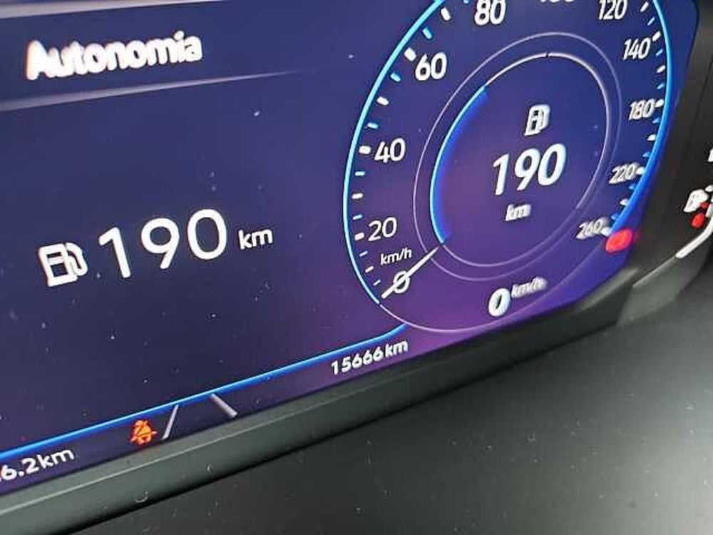 Volkswagen T-Roc usata a Lecco (18)