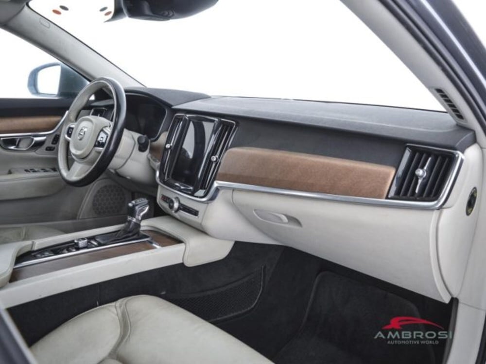 Volvo S90 usata a Perugia (12)