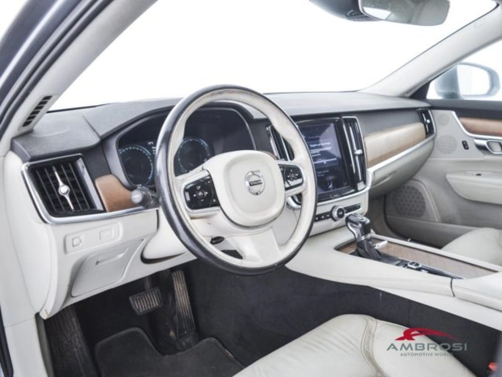 Volvo S90 usata a Perugia (8)