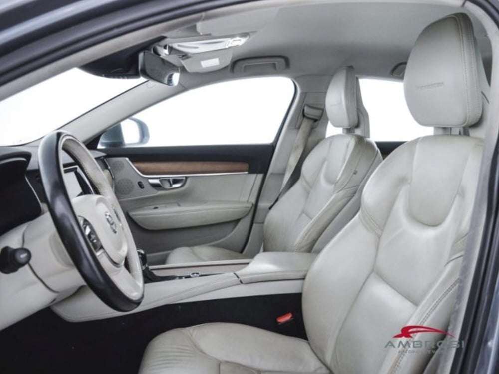 Volvo S90 usata a Perugia (9)