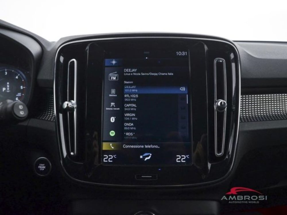 Volvo XC40 usata a Perugia (14)