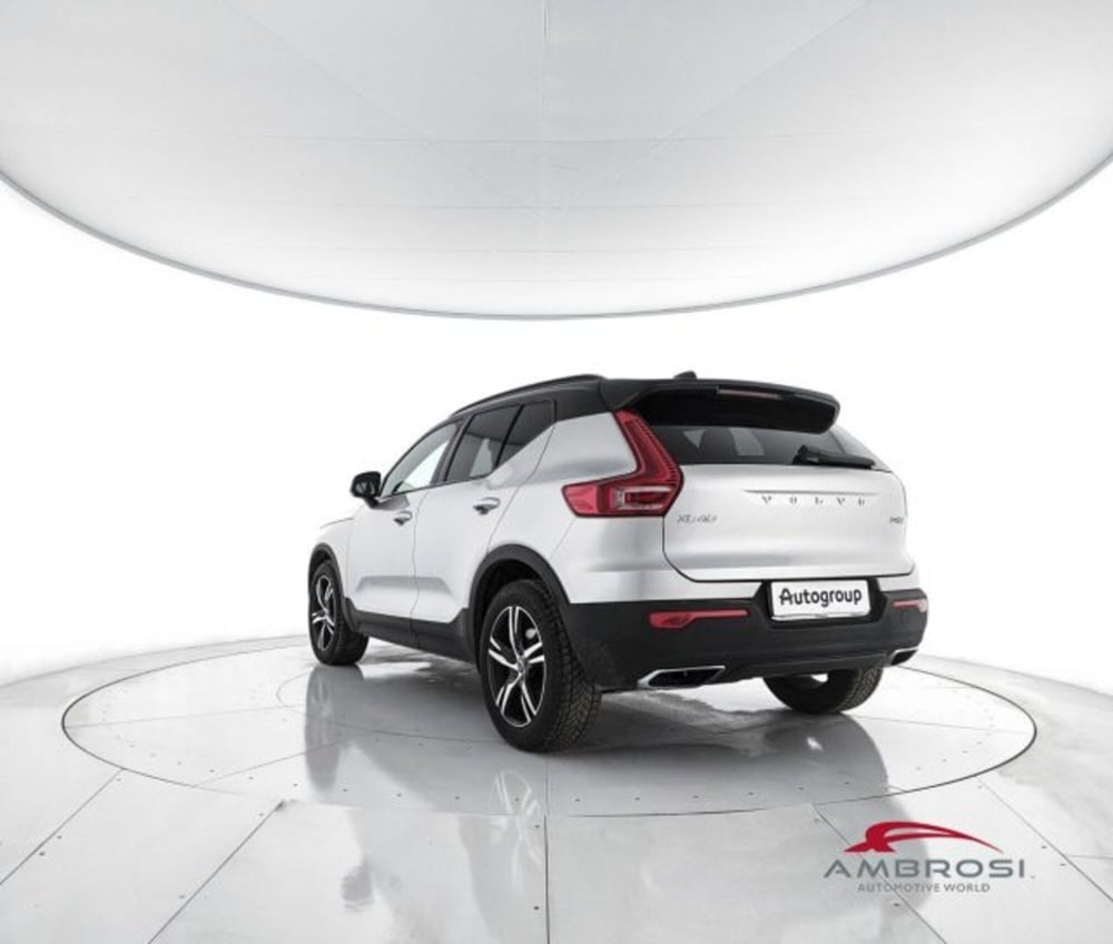 Volvo XC40 usata a Perugia (4)