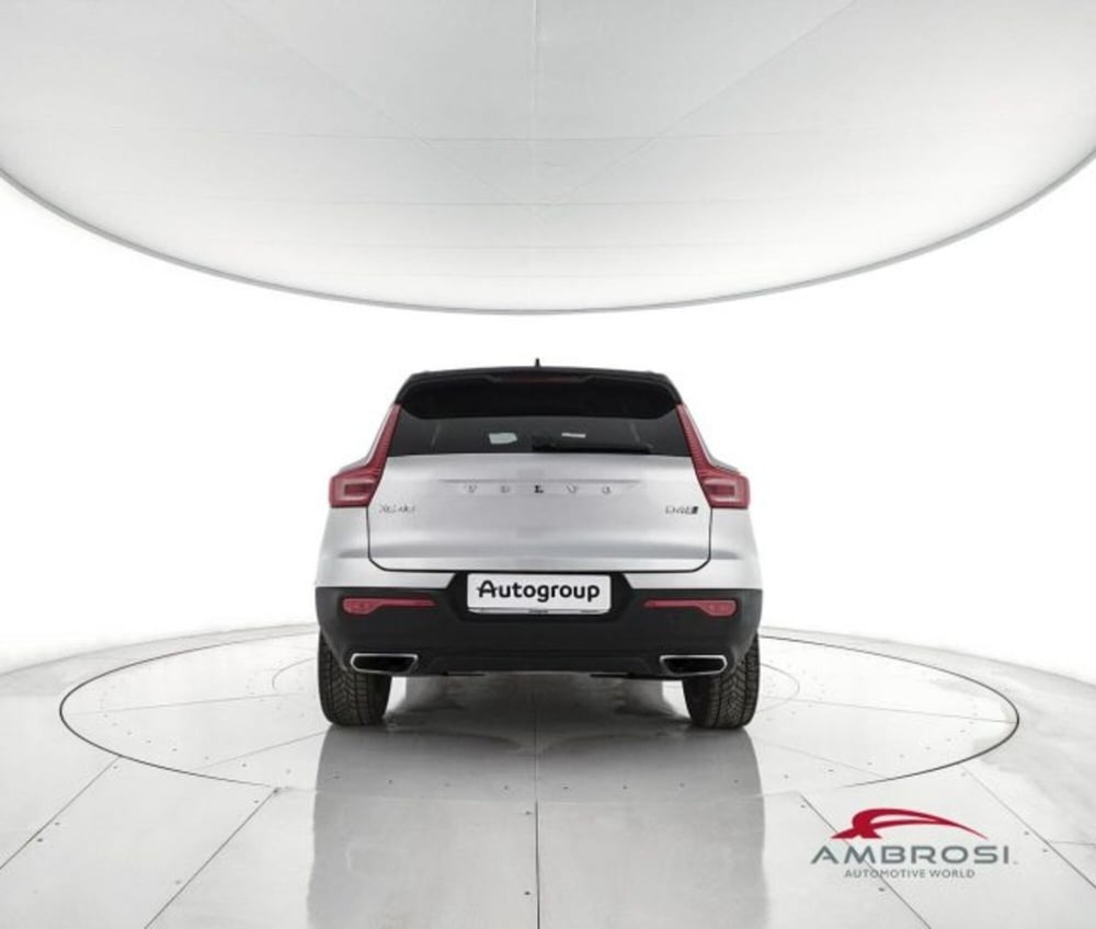 Volvo XC40 usata a Perugia (6)