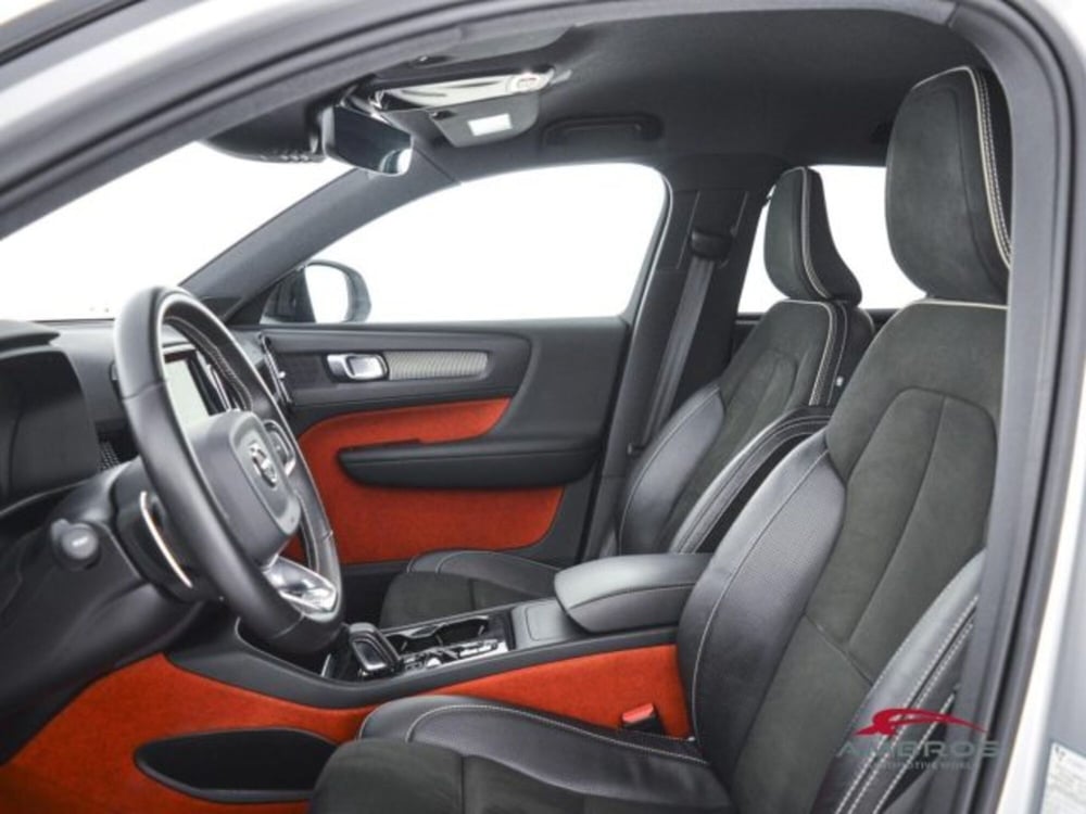 Volvo XC40 usata a Perugia (9)
