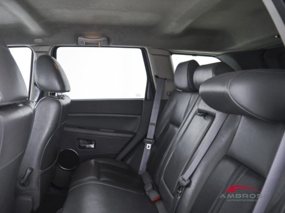 Jeep Grand Cherokee usata a Perugia (10)