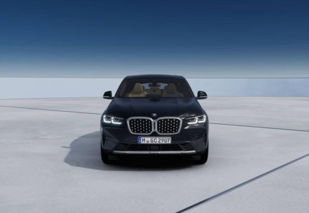 BMW X4 nuova a Modena (3)