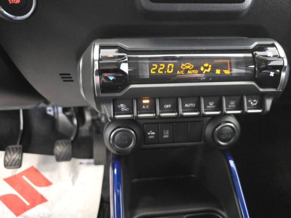 Suzuki Ignis nuova a Reggio Emilia (17)
