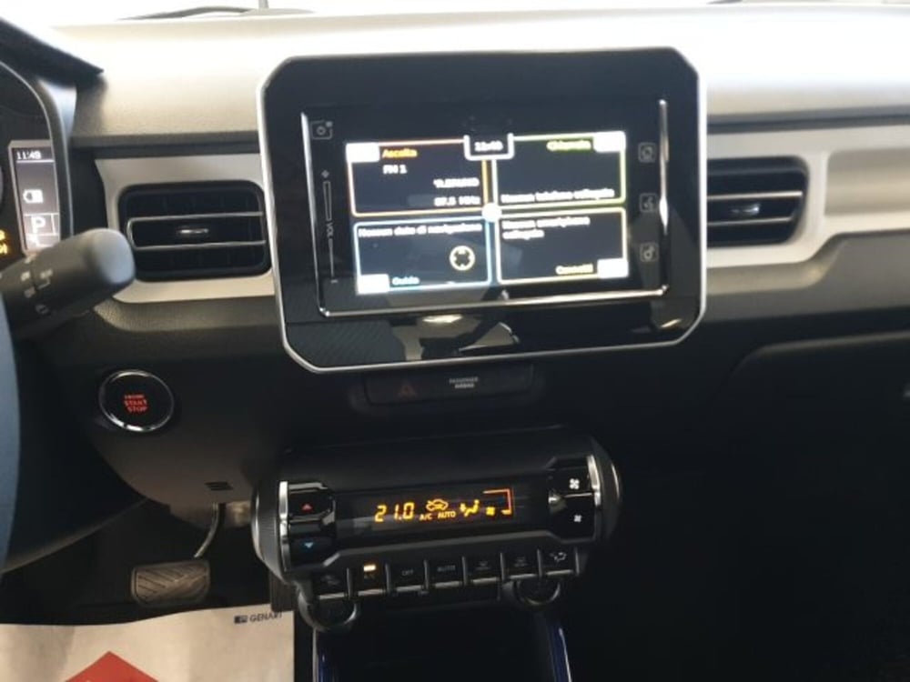 Suzuki Ignis nuova a Reggio Emilia (16)