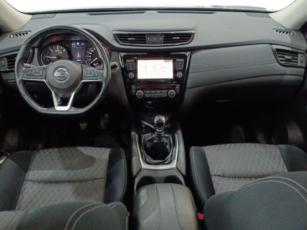 Nissan X-Trail usata a Catania (7)